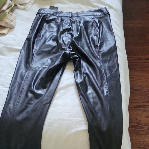 GUESS Black Pleather Pants - Picture 6 of 6